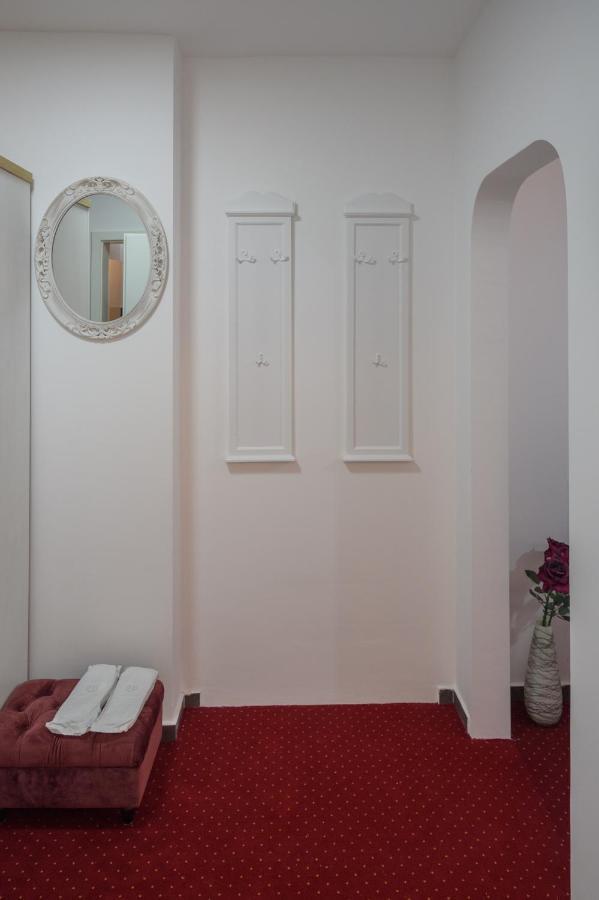 Ultracentral Luxury Apartment Cluj-Napoca Buitenkant foto