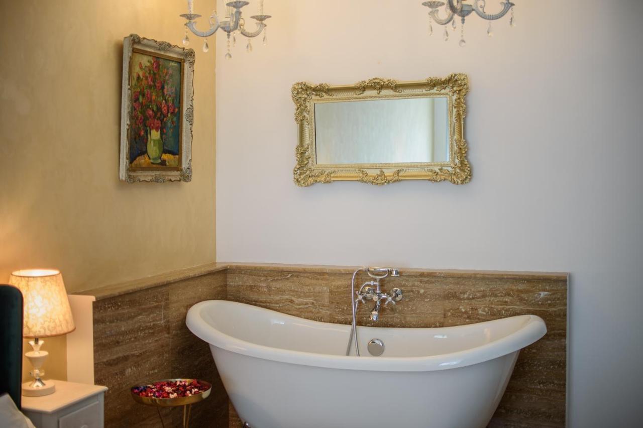 Ultracentral Luxury Apartment Cluj-Napoca Buitenkant foto