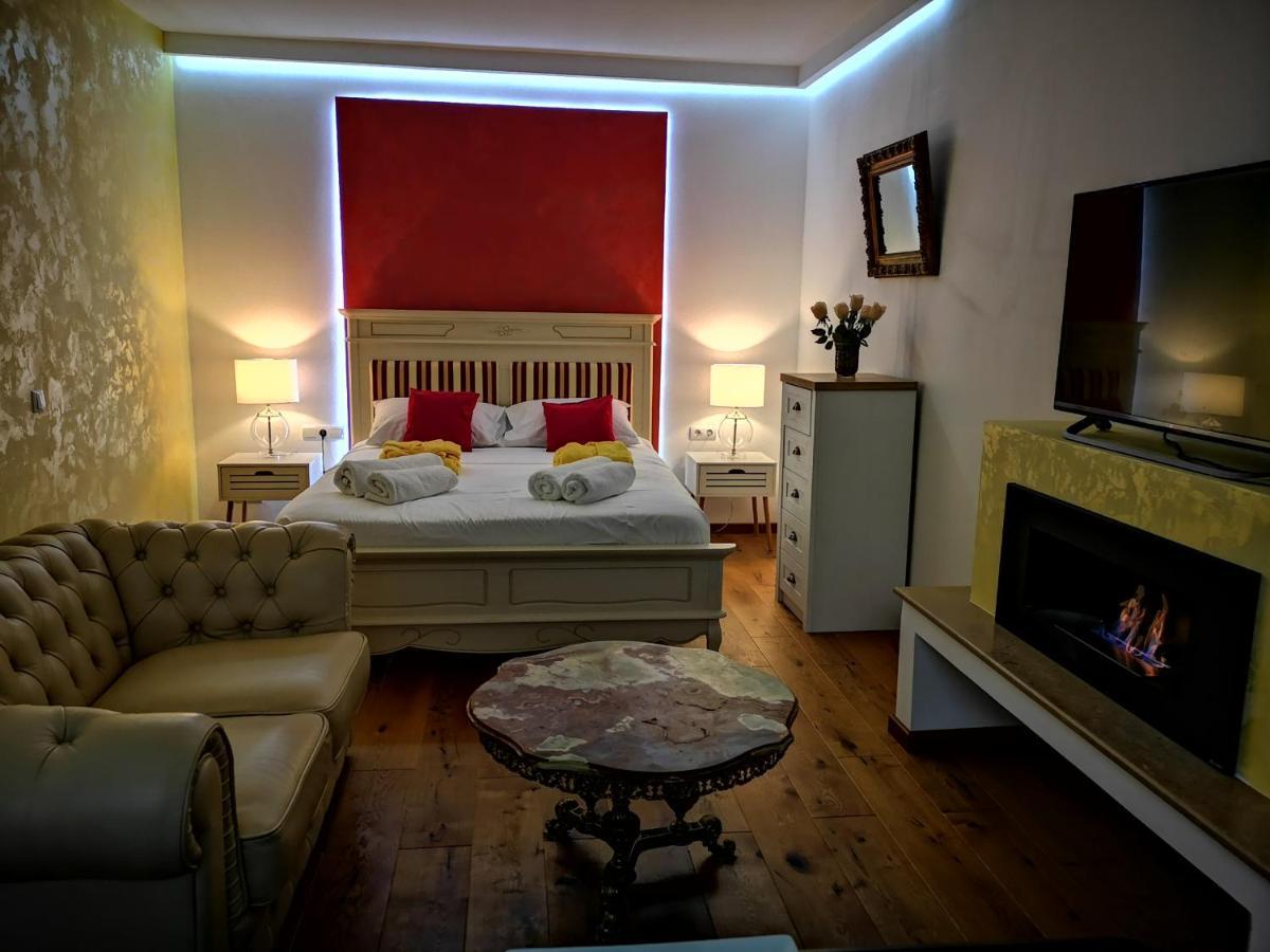 Ultracentral Luxury Apartment Cluj-Napoca Buitenkant foto